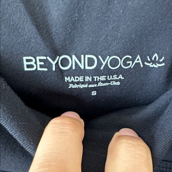 Beyond Yoga Mesh It Up High Waisted 7/8 Yoga Leggings Size Small - Picture 7 of 9